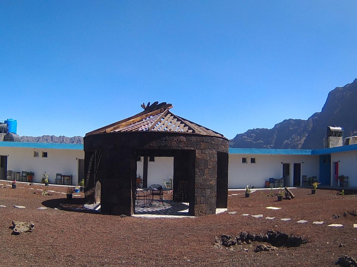 Casa Marisa 2.0 Otel Portela Dış mekan fotoğraf